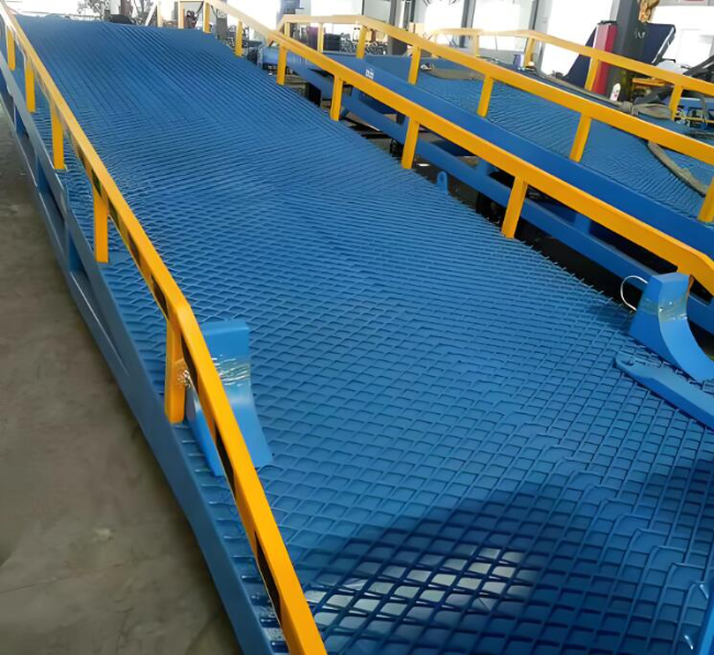 东港移动式液压登车桥