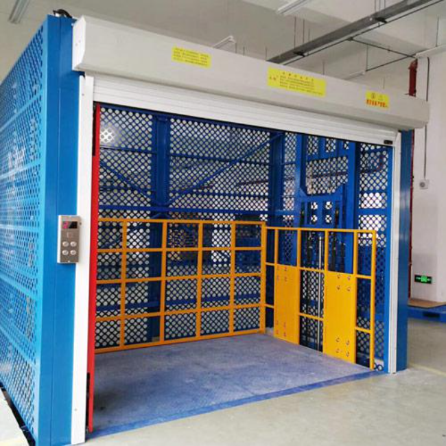 东港导轨式升降货梯