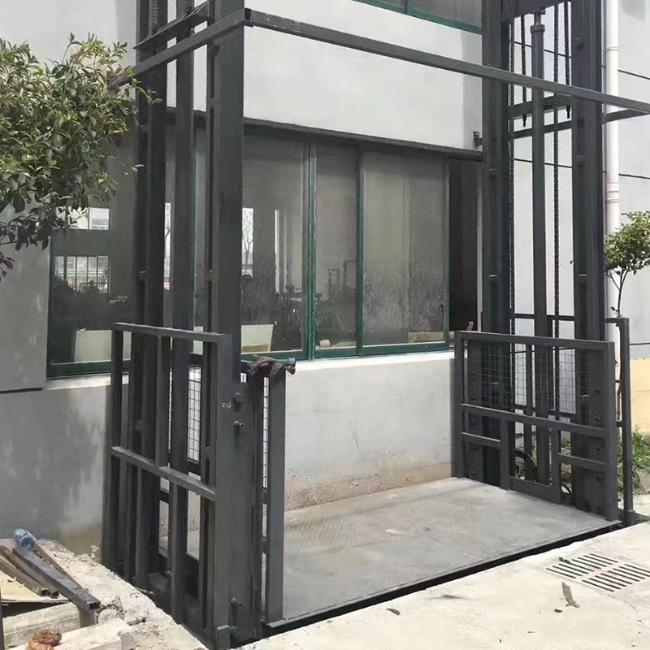 东港5吨室外升降货梯